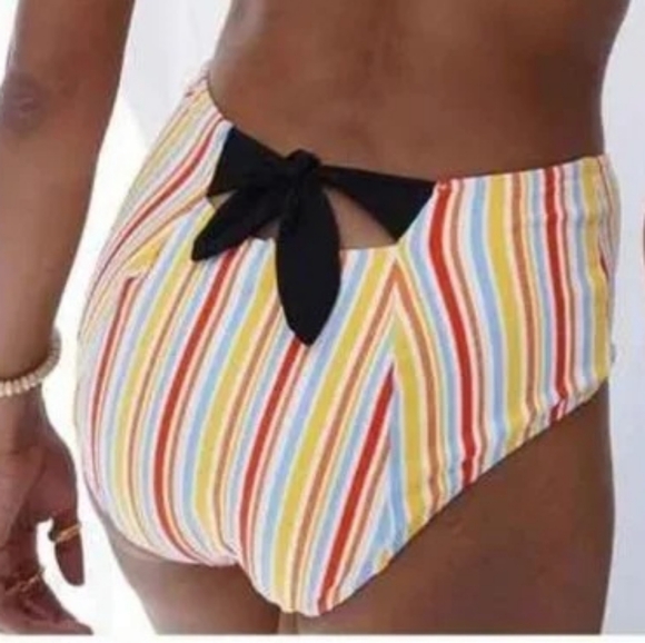 🏖LEMLEM MAKATI HIGH-WAISTED BIKINI BOTTOMS SIZE M